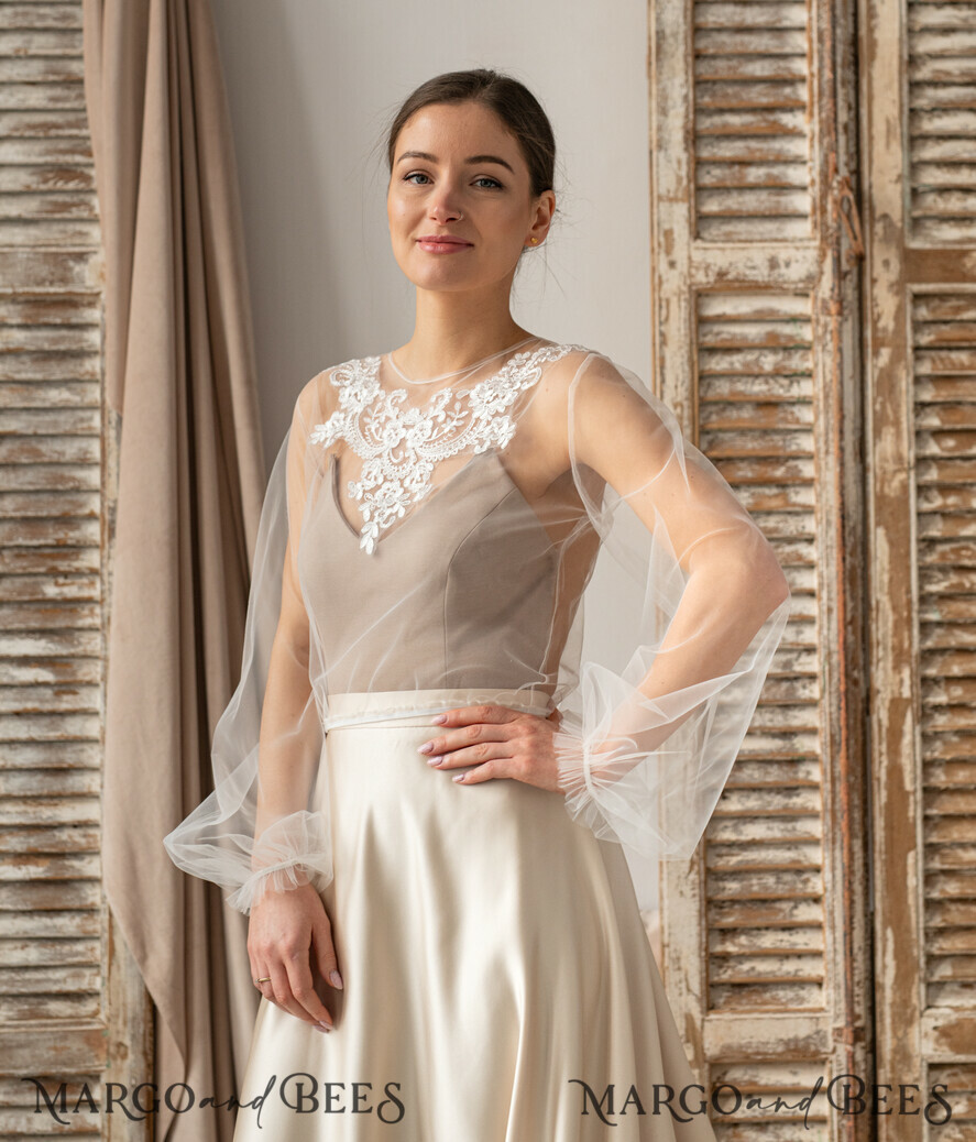 BRIDE bolero, robes, garter LACE WEDDING BOLERO Ivory Lace Wedding bolero long sleeve, Shrug Women Wedding, Bridal Backless Coverup, Ivory Blouse for Bride, Bridal Lace Blouse, dress capalet