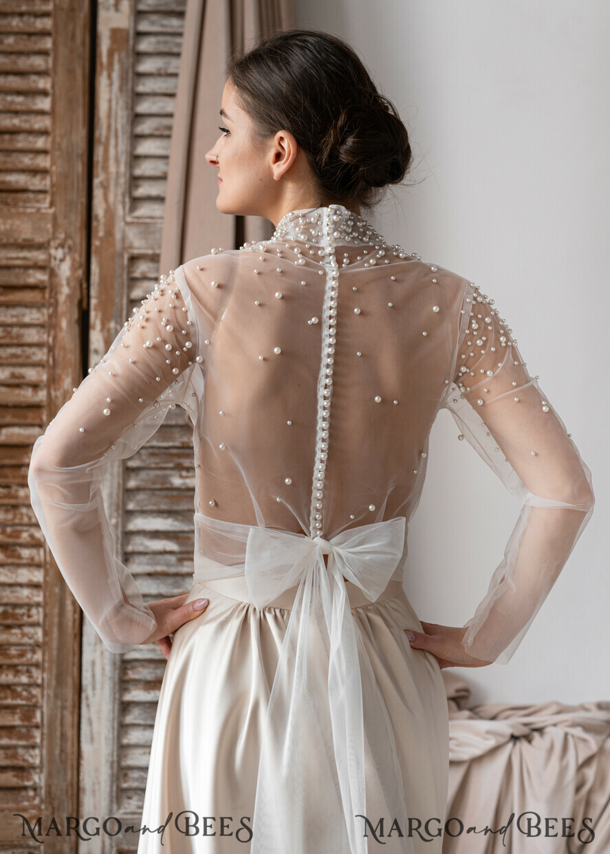 BRIDE bolero, robes, garter LACE WEDDING BOLERO Ivory tulle Wedding bolero long sleevewith bow , Shrug Women Wedding, Bridal Coverup, white Blouse for Bride, Bridal Tulle Blouse, dress capalet