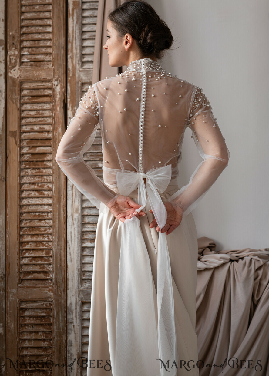 BRIDE bolero, robes, garter LACE WEDDING BOLERO Ivory tulle Wedding bolero long sleevewith bow , Shrug Women Wedding, Bridal Coverup, white Blouse for Bride, Bridal Tulle Blouse, dress capalet