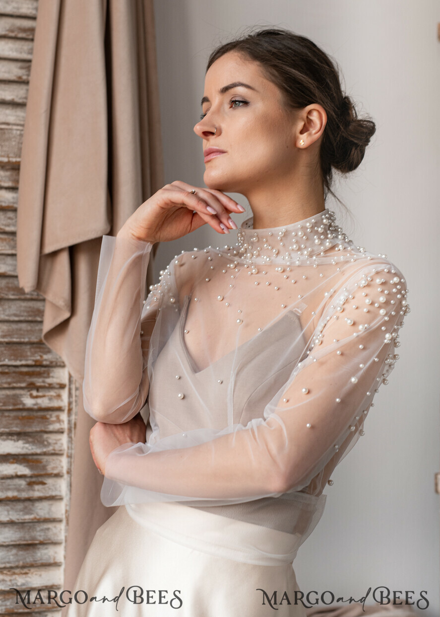 BRIDE bolero, robes, garter LACE WEDDING BOLERO Ivory tulle Wedding bolero long sleevewith bow , Shrug Women Wedding, Bridal Coverup, white Blouse for Bride, Bridal Tulle Blouse, dress capalet