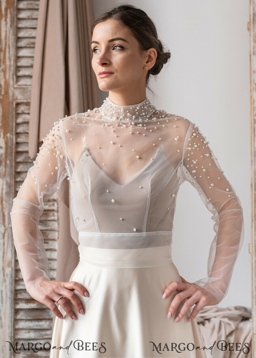 BRIDE bolero, robes, garter LACE WEDDING BOLERO Ivory tulle Wedding bolero long sleevewith bow , Shrug Women Wedding, Bridal Coverup, white Blouse for Bride, Bridal Tulle Blouse, dress capalet