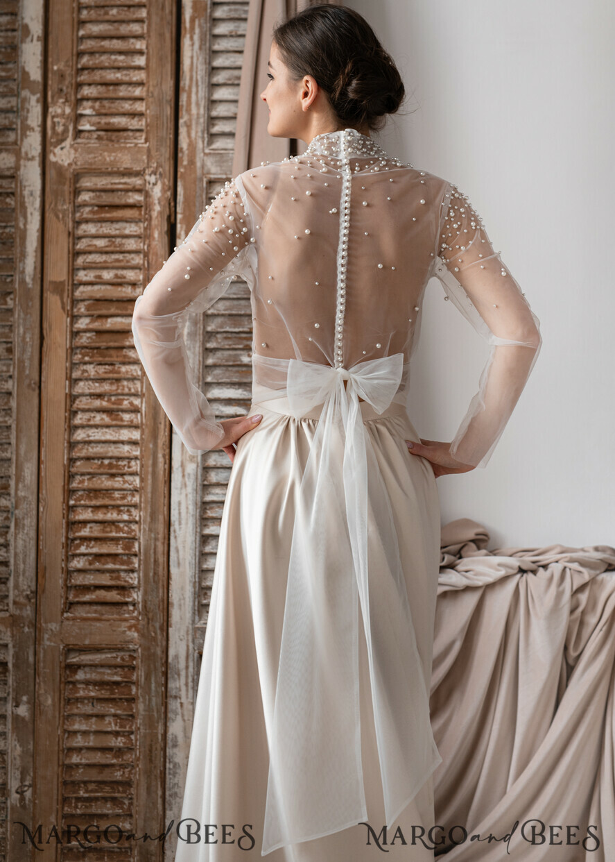 BRIDE bolero, robes, garter LACE WEDDING BOLERO Ivory tulle Wedding bolero long sleevewith bow , Shrug Women Wedding, Bridal Coverup, white Blouse for Bride, Bridal Tulle Blouse, dress capalet