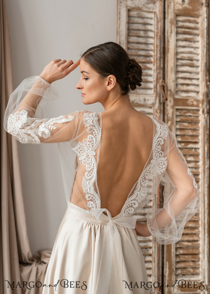 BRIDE bolero, robes, garter LACE WEDDING BOLERO Ivory Lace Wedding bolero puff sleeve, Shrug Women Wedding, Bridal Backless Coverup, Ivory Blouse for Bride, Bridal Lace Blouse, dress capalet