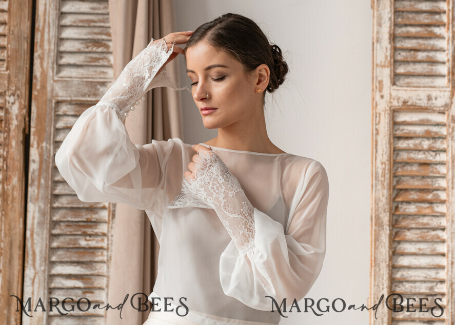 BRIDE bolero, robes, garter LACE WEDDING BOLERO Ivory Silk and Lace Wedding bolero long sleeve, Shrug Women Wedding, Bridal Backless Coverup, Ivory Blouse for Bride, Bridal Lace Blouse, dress capalet