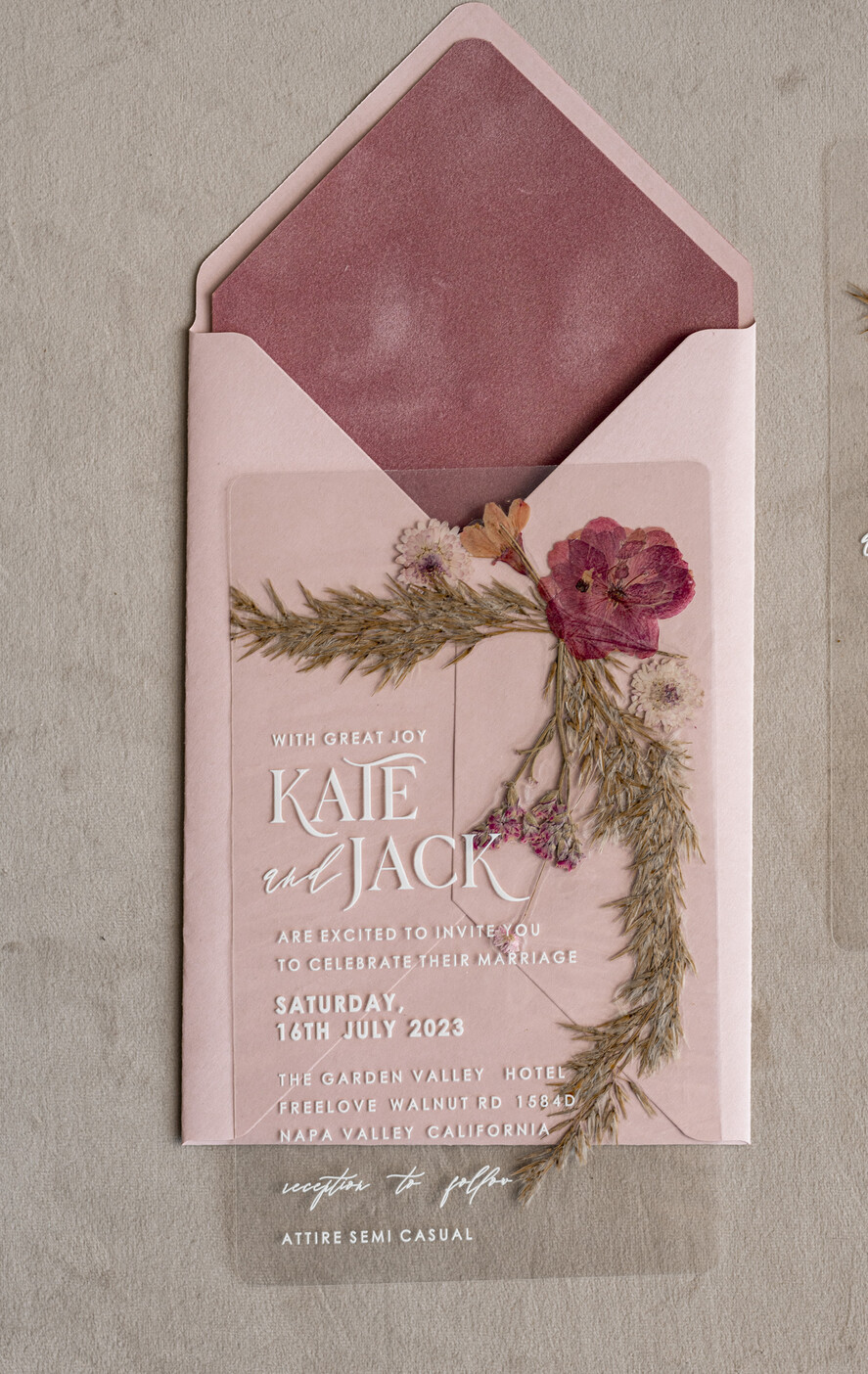 WEDDING INVITATIONS plexi acrylic mirror Blush Pink Clear real flowers Wedding Invitations, Elegant Garden pampass gras Wedding Cards, Velvet transparent Wedding Invites, Wedding Invitation Suite