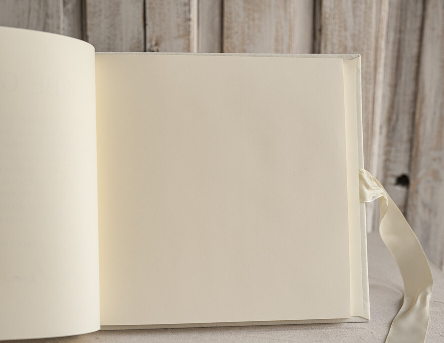 WEDDING GUEST BOOKS Hochzeitsgästebuch Hochzeitsfoto-Gästebuch Pearls Gold Acrylic Hochzeitsgästebuch Personalisiert Schilderset Samt Ecru Sofort-Fotobuch Boho Elegant Instax Hochzeitsfoto-Gästebuch