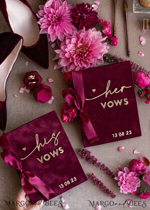 WEDDING VOWS Acrylklar Gold Bordeaux Braut und Bräutigam Gelübde Bücher, Burgunder Hochzeitsgelübde Bücher Set aus zwei, Samt Marsala personalisierte Gelübde Heftchen, Goldener Spiegel seine und ihre Gelübde Bücher, Acryl Samt Gold benutzerdefinierte Hochzeitsgelübde Etuis, Brautparty Geschenk