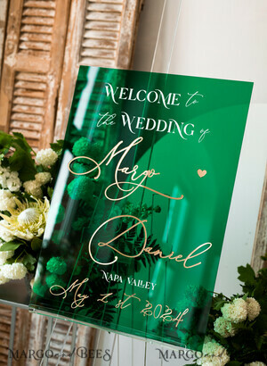 plexi gold / velvet Luxury Green and Gold Wedding Welcome Sign, Emerald Green Acryl Wedding Decor, Personalised Wedding Sign, Wedding Board, Welcome Wedding Board 