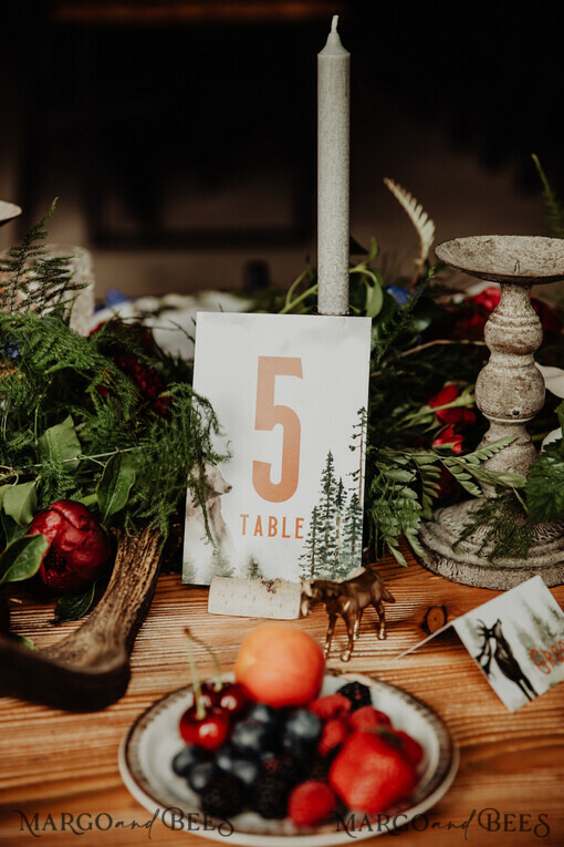 TABLE DECOR SIGNS Holz Eco Rustikale Tischnummern Waldhochzeit Tischnummer, Aquarell Bäume Tischkarten, Berglandschaft Waldhochzeit Tischdekoration, Waldgrün Rustikales Tischschild, Waldhochzeit Karten