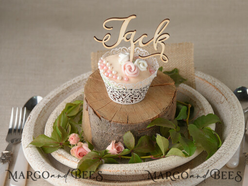 PLACE CARDS / TABLE CARDS Acrylic Gold Clear / Wood 3D Custom Wedding 3D Wood Place Cards with Stand, Rustic Name Wooden Escort Cards, Boho Laser Cut Name Cards, Guest Names Wedding Cards, Rustic Wedding Signage