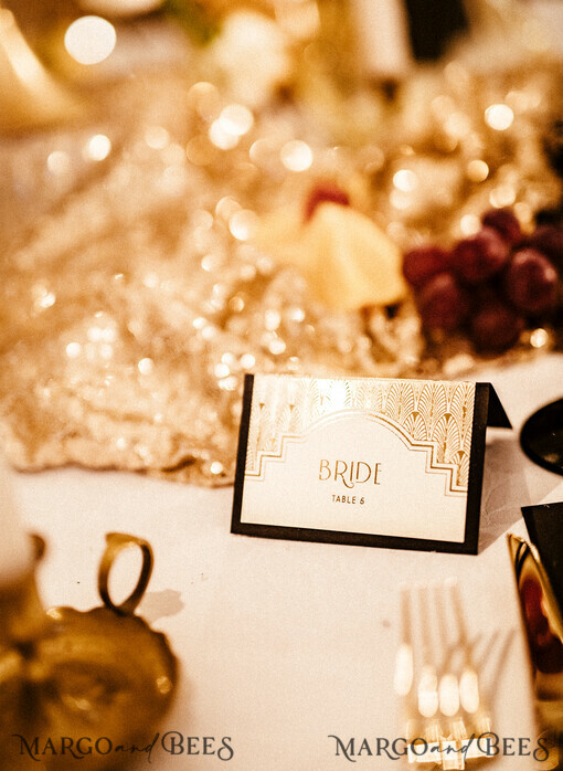 PLACE CARDS / TABLE CARDS Luxury Premium Glitter/ Gold/ Silver/ Rose Gold Elegant Old-Fasioned Style Wedding Place Cards, Unique Black and Gold Wedding Name Tags for Your Wedding Tables, Stylish Wedding Stationety, Escort Table Decor