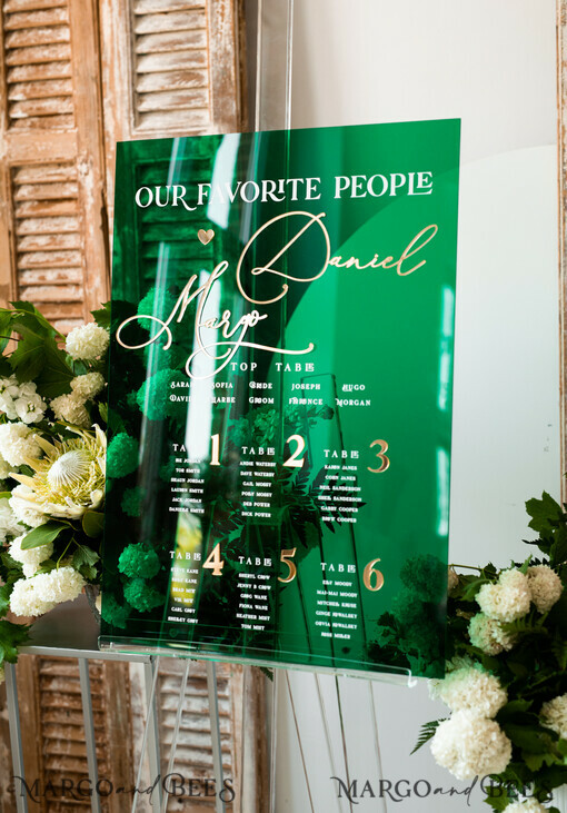 TABLE PLANS AND WEDDING WELCOME SIGNS plexi gold / velvet Emerald Green Plexi and Gold Modern velvet Seating Chart, 3d Elegant Find Your Seat - Seating Plan , Luxury Wedding Table Plan, Greenery Wedding Decoration