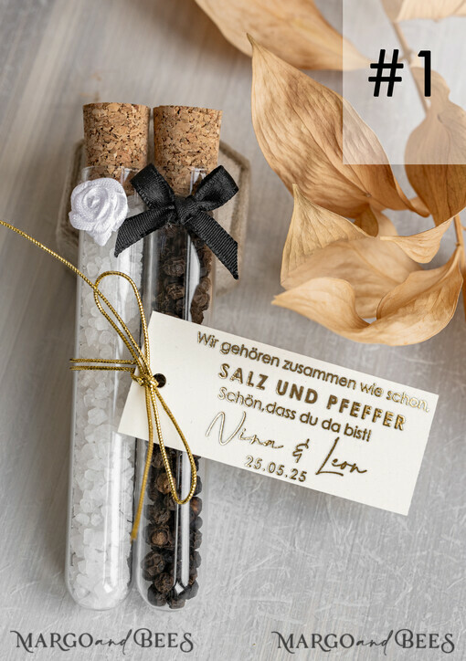 WEDDING FAVORS Gastgeschenke Hochzeit Gastgeschenke Hochzeit - wir gehören zusammen wie Salz und Pfeffer. Gastgeschenk Pfeffer & Salz für Eure Hochzeitsgäste, Gastgeschenk Hochzeit Brautpaar Pfeffer & Salz mit Namen.