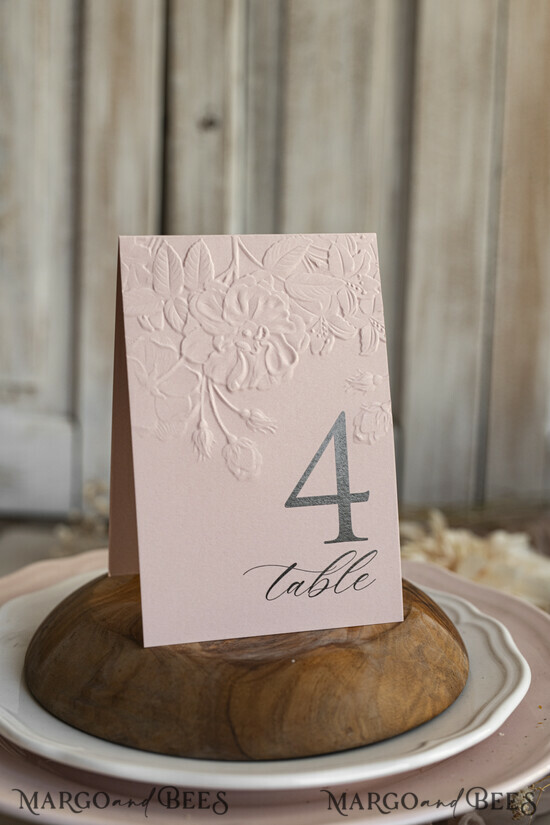 TABLE DECOR SIGNS romantic Romantic Dusty Blue Wedding Table Number With Stand, Simple Handmade Modern Floral Table Number, Minimalistic Elegant Stationery Table Décor With Flowers        01/emB/tn