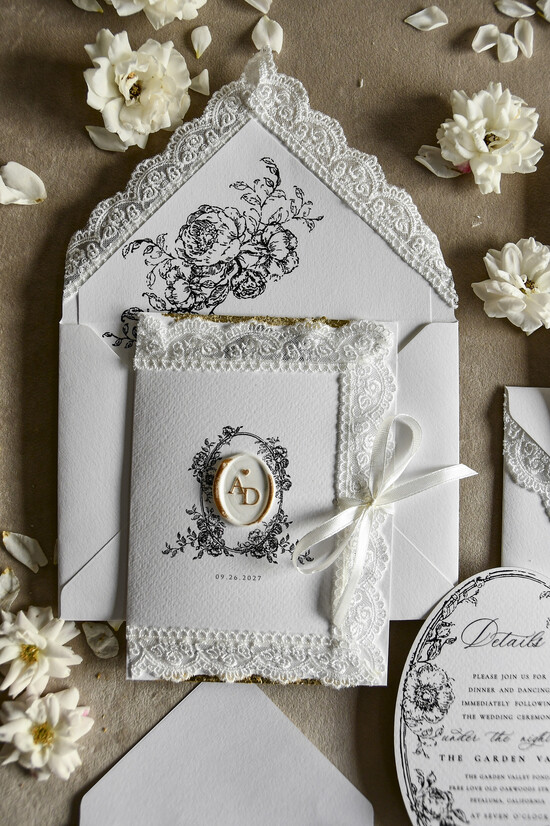 WEDDING INVITATIONS vintage lace/ rustic lace Personalized Golden Wedding invitations Vintage Lace wedding Cards 03/laceTR/z
