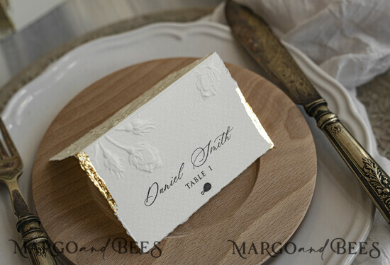 PLACE CARDS / TABLE CARDS Romantic Boho/ Botanical/ Floral Embossed Floral Wedding Place Cards, Personalized Wedding Name Cards, Luxury White Escort Cards, Elegant Reception Table Decor 01/emB/wd