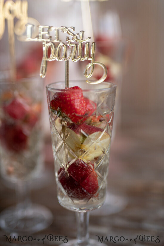 CAKE TOPPER drink toppers cake topper, name toppers 4/acrylo/ST