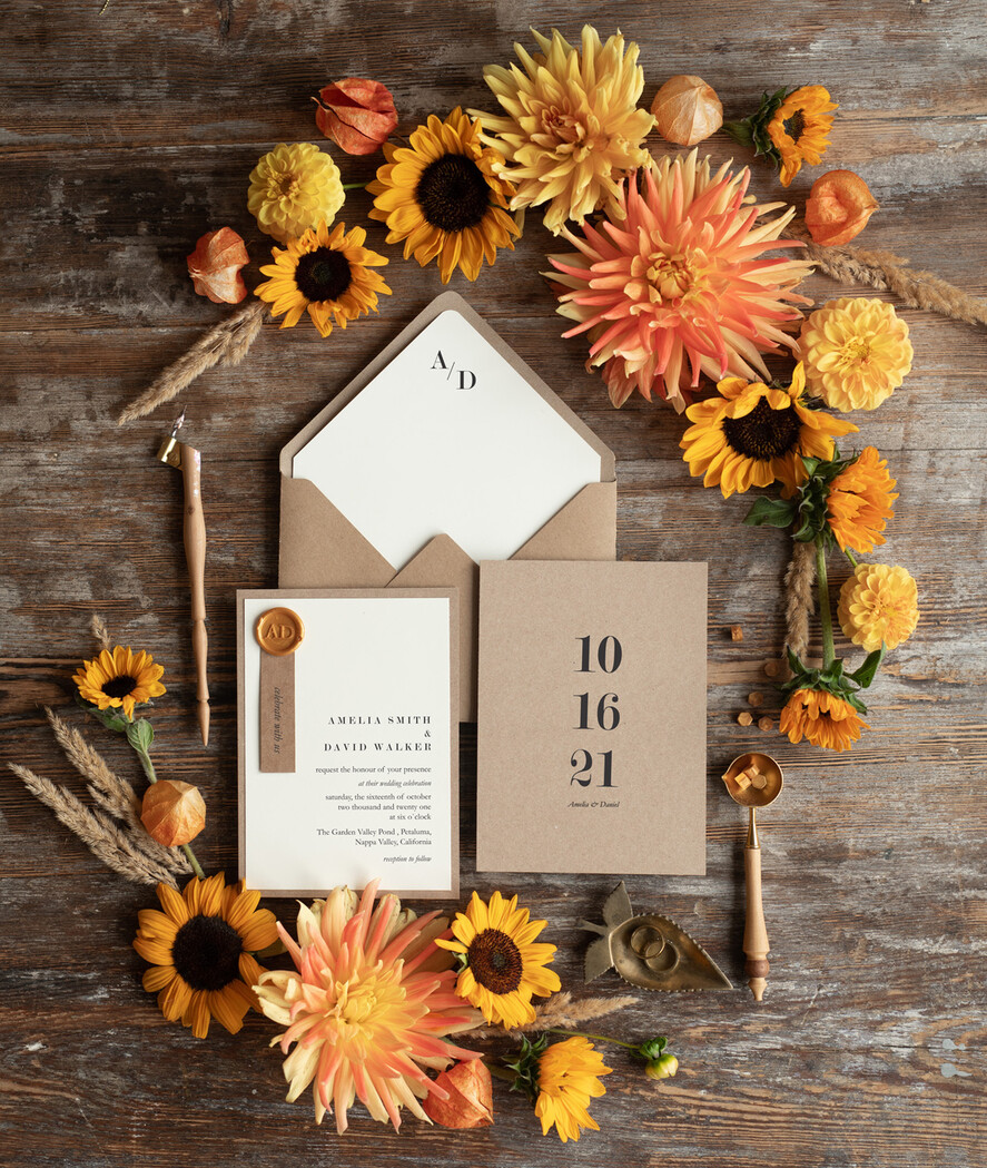 WEDDING INVITATIONS rustic / country / shabby chick Wedding invitations custom eco kraft stationery, wedding invitations with wax seal and hand made envelope, Rustic invitations 