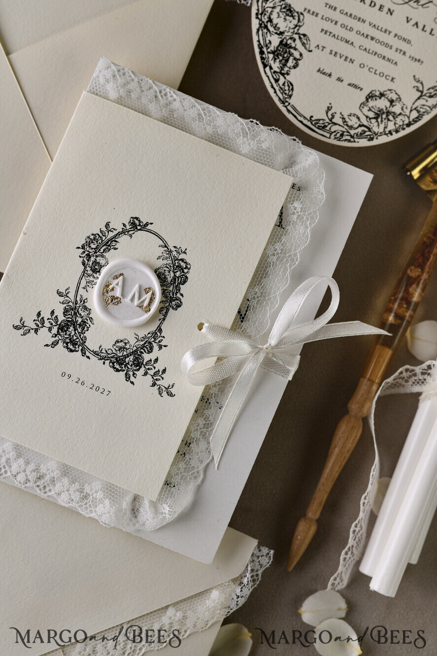 HOCHZEITS EINLADUNGEN vintage Spitze / rustikale Spitze Personalisierte Goldene Hochzeitseinladungen Vintage Spitze Einladungen Elfenbein