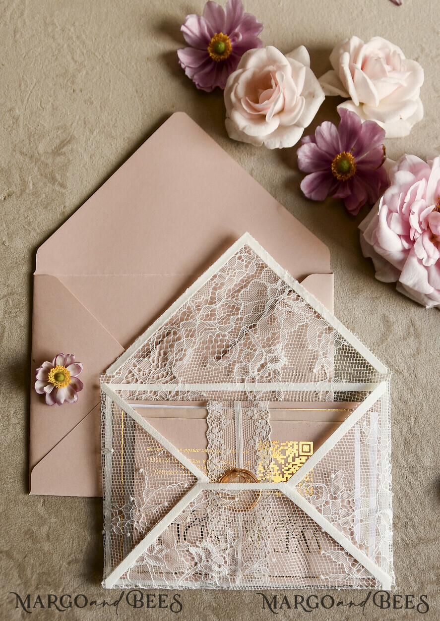 HOCHZEITS EINLADUNGEN vintage Spitze / rustikale Spitze Schnürsenkel-Hochzeitseinladungen mit doppeltem Umschlag Blush & Gold Hochzeitseinladungsset