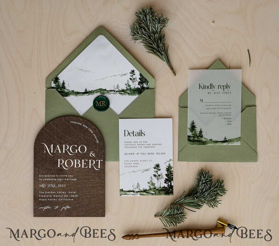 HOCHZEITS EINLADUNGEN Wald / Berge / Waldlandschaft Thema Wald Holz Hochzeits Einladung Suite, Moderne rustikale Hochzeits Einladungen, Natürliche Holz Einladungen Suite Hochzeitskarten, Grüne Hochzeits Einladungen, Nebelwald Frosted Hochzeits Einladung Suite, Kiefernbäume Hochzeits Einladung.