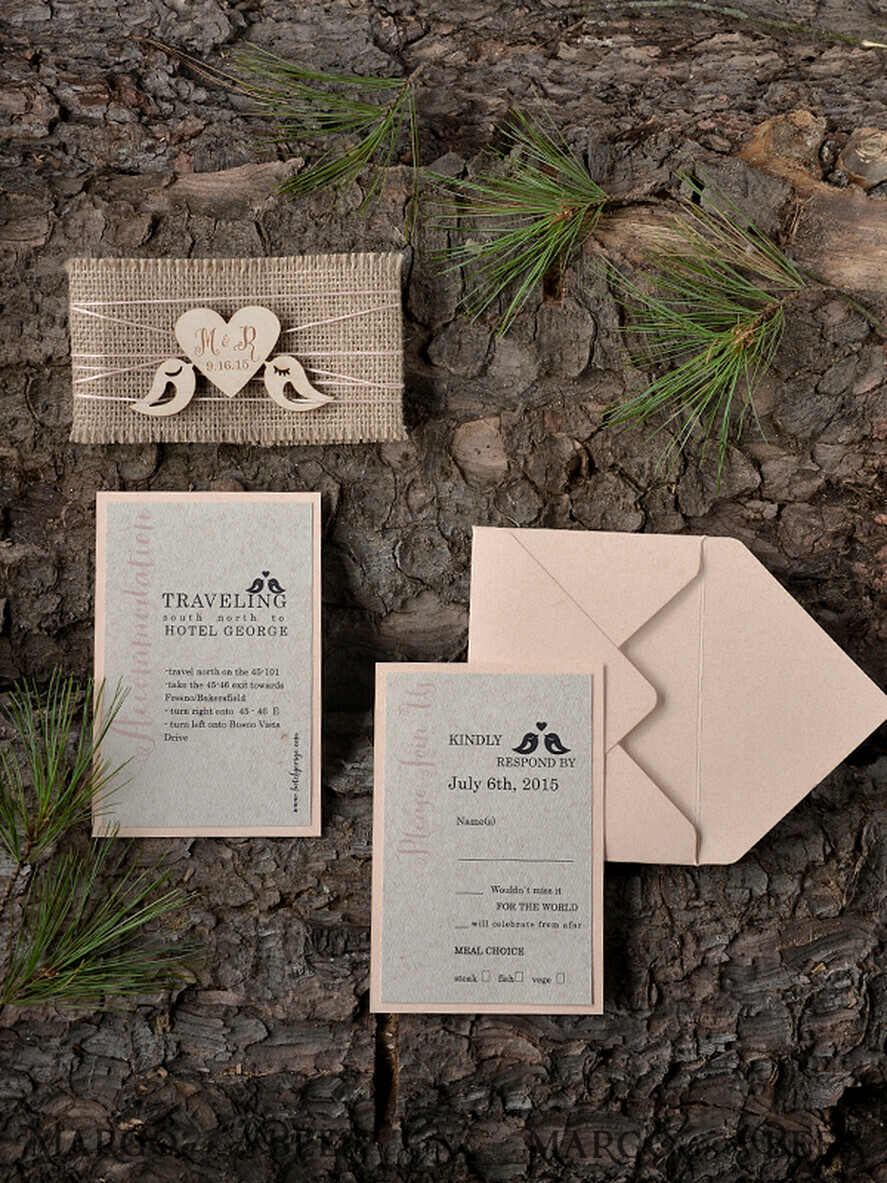 HOCHZEITS EINLADUNGEN Wald / Berge / Waldlandschaft Thema Waldstationery