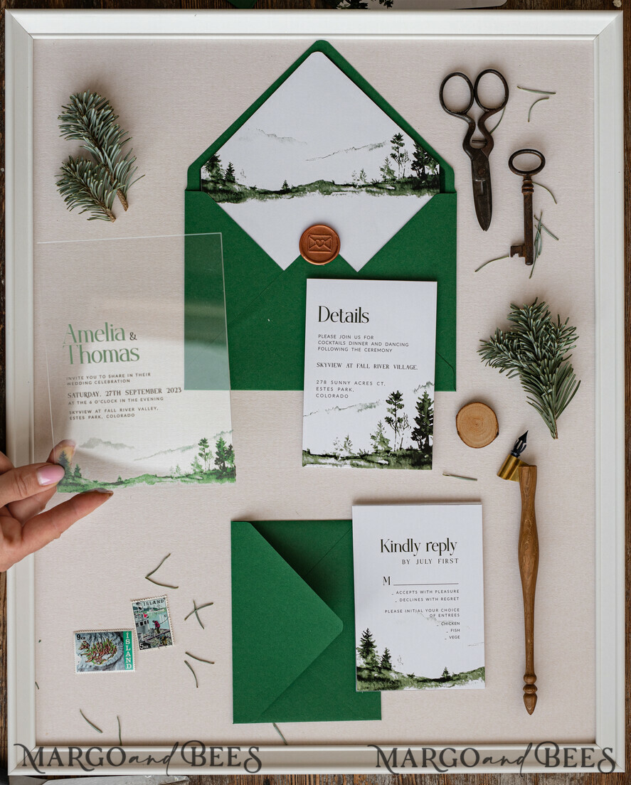 HOCHZEITS EINLADUNGEN Wald / Berge / Waldlandschaft Thema grüne Wald Acryl Hochzeits Einladung Suite, moderne Wald Gebirgs Hochzeit Einladungen, klare Plexi-Glas Suite Hochzeitskarten, Grünflächen Hochzeits Einladungen, Berge Hochzeits Einladung Suite, Kiefern Hochzeits Einladung aus Plexiglas