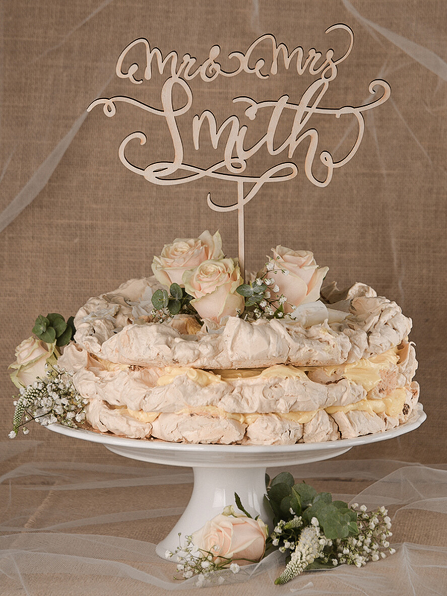 TORTENDEKORATION  
 RUSTIKAL  
 Hochzeitstorte Topper, aus Holz