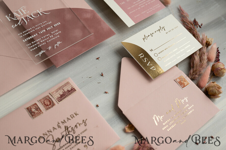 HOCHZEITS EINLADUNGEN Elegante Einladungen Klassische Karten Arch Plexiglas Hochzeitsinvitationsset, Blush Pink Goldene Hochzeitskarten mit RSVP Samtummantelung, Acryl Moderne Hochzeitskarten