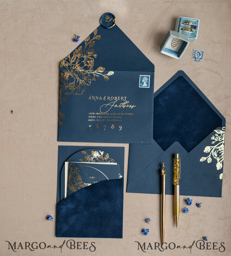 HOCHZEITS EINLADUNGEN Gold / Roségold / Silber / Glitzer Elegante Bogen-Hochzeitseinladungen Marineblau, Samt-Tasche Dunkelblau Gold Moderne Hochzeit, Hochzeitseinladungsset, Bogen-Samt-Taschen Einladungset