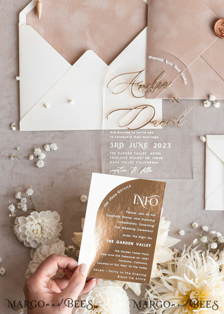 HOCHZEITS EINLADUNGEN Gold / Roségold / Silber / Glitzer Arch Golden Acryl-Hochzeitseinladungssuite, Samtbeige Hochzeitseinladungen, Glamour Plexiglas Hochzeitseinladungen