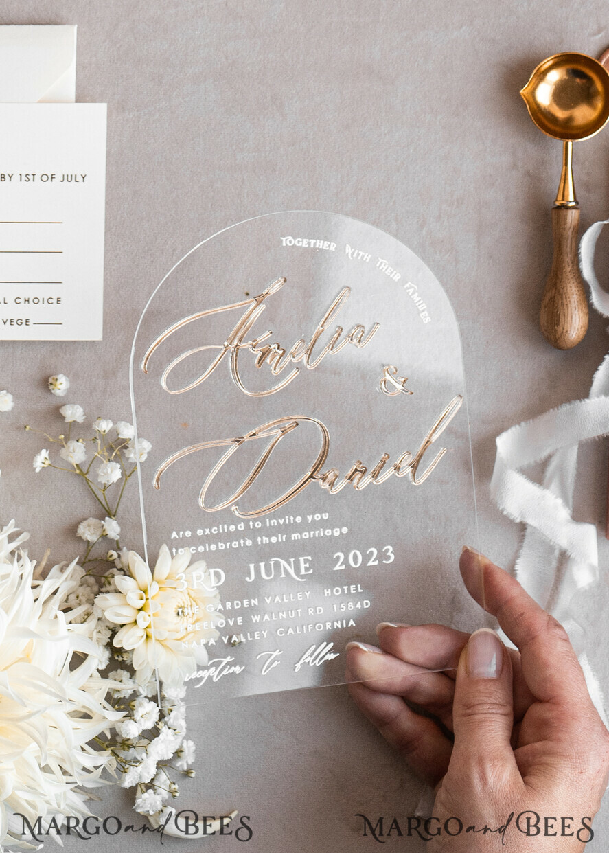 HOCHZEITS EINLADUNGEN Gold / Roségold / Silber / Glitzer Arch Golden Acryl-Hochzeitseinladungssuite, Samtbeige Hochzeitseinladungen, Glamour Plexiglas Hochzeitseinladungen
