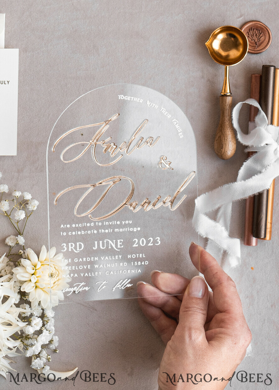 HOCHZEITS EINLADUNGEN Gold / Roségold / Silber / Glitzer Arch Golden Acryl-Hochzeitseinladungssuite, Samtbeige Hochzeitseinladungen, Glamour Plexiglas Hochzeitseinladungen