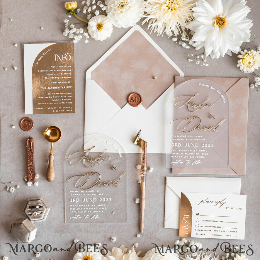 HOCHZEITS EINLADUNGEN Gold / Roségold / Silber / Glitzer Arch Golden Acryl-Hochzeitseinladungssuite, Samtbeige Hochzeitseinladungen, Glamour Plexiglas Hochzeitseinladungen