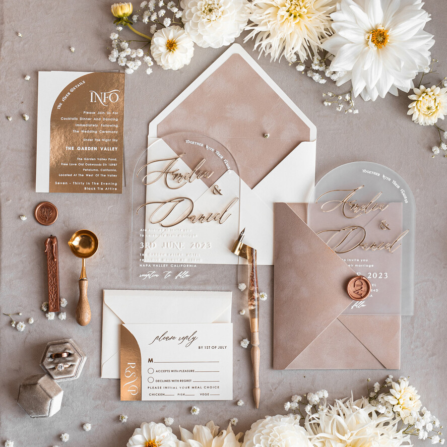 HOCHZEITS EINLADUNGEN Gold / Roségold / Silber / Glitzer Arch Golden Acryl-Hochzeitseinladungssuite, Samtbeige Hochzeitseinladungen, Glamour Plexiglas Hochzeitseinladungen
