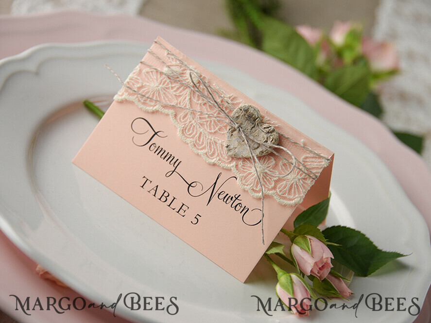 PLACE CARDS / TABLE CARDS rustic and lace Romantic Ecru Lace Wedding Place Cards, Blush Pink Name Tags with Natural Twine and Wooden Heart, Elegant Wedding Stationery, Rustic Escort Cards, Editable Text