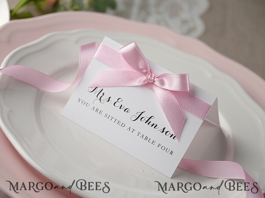 PLACE CARDS / TABLE CARDS rustic and lace Romantic White Minimalist Wedding Table Place Cards with Pink Ribbon, Modern Elegant Botanical Place Card, Glamour Table Cards, Gorgeous Floral Wedding Name Tag