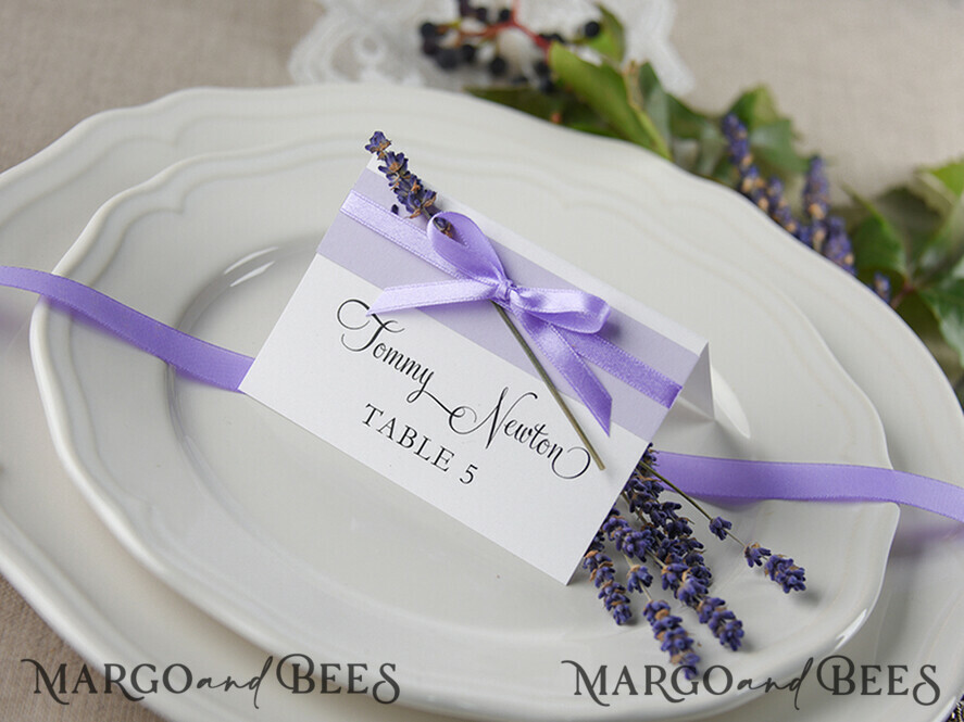 PLACE CARDS / TABLE CARDS rustic and lace Romantic Lavender Wedding Place Cards, Lilac Name Tags, Lavender Ribbon Bow, Elegant Wedding Stationery, Rustic Escort Cards with Dried Lavender, Editable Text