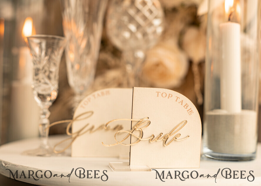 PLACE CARDS / TABLE CARDS Acrylic Gold Clear / Wood 3D Ivory Wedding Place Cards, Modern half arch Velvet Acrylic Place card with stand, Wedding seat gold Cards, Velvet Mirror gold Name Card, Editable Text