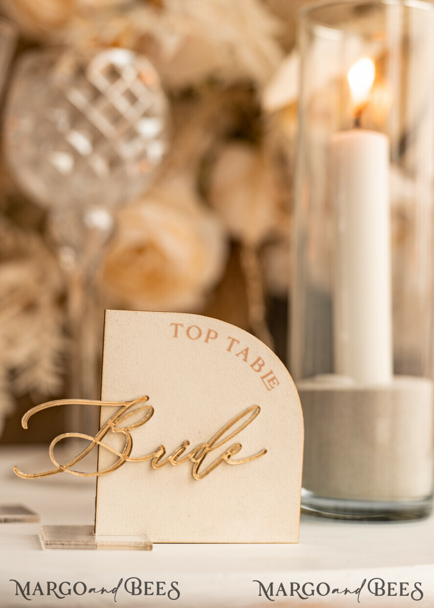 PLACE CARDS / TABLE CARDS Acrylic Gold Clear / Wood 3D Ivory Wedding Place Cards, Modern half arch Velvet Acrylic Place card with stand, Wedding seat gold Cards, Velvet Mirror gold Name Card, Editable Text