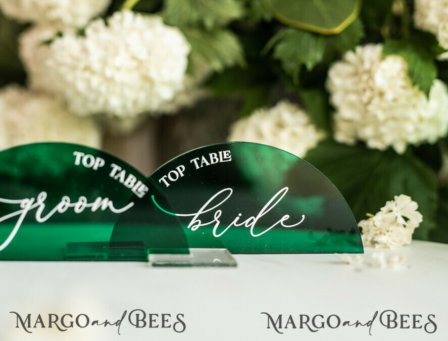 PLACE CARDS / TABLE CARDS Acrylic Gold Clear / Wood 3D Acrylic Arch Green Place card with stand, Emerald Green Acrylic Place card, White UV Plexi Flat Place card, Green Luxury Wedding Table Decor, Green Wedding Sign