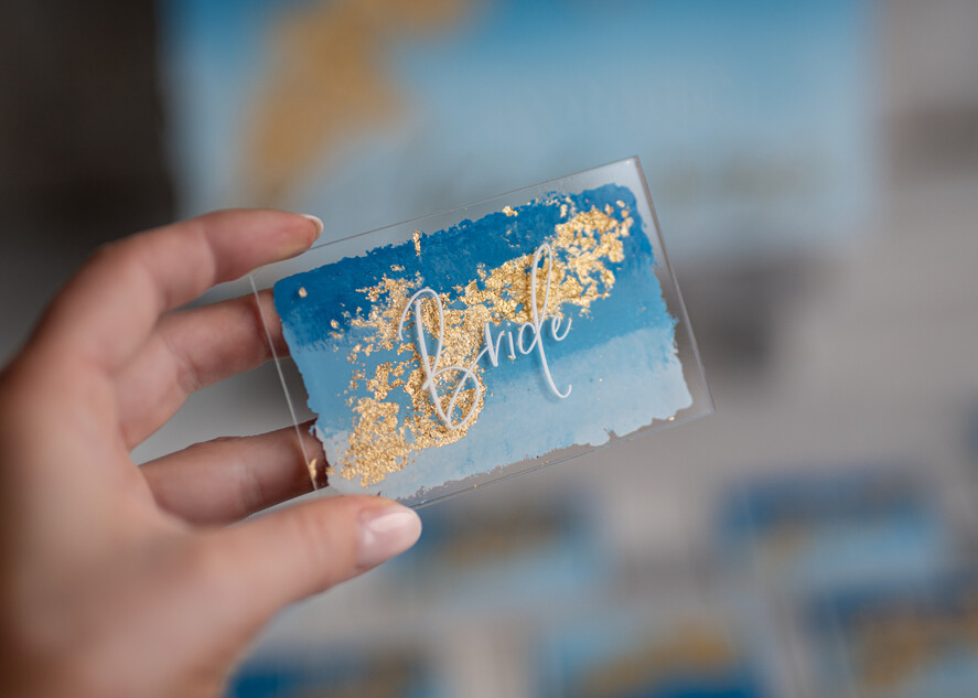 PLACE CARDS / TABLE CARDS Acrylic Gold Clear / Wood 3D Modern Ombre sky blue Acrylic Place card, Wedding Place Cards, Royal Blue Name Card premium, Transparent Acryl Seating Card, Painted Luxury Escort Cards
