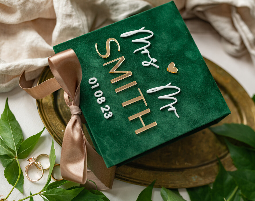 RINGTRÄGERBOXEN & KISSEN Samtkästchen für den Trauungszeremonie Grüne goldene Samt-Ringbox für die Zeremonie, Ringbox für die Hochzeitszeremonie mit 3 Ringen aus Samt, Boho Glam Hochzeitsringboxen für ihn und sie, luxuriöse Samt-Ringbox doppelt in benutzerdefinierten Farben.