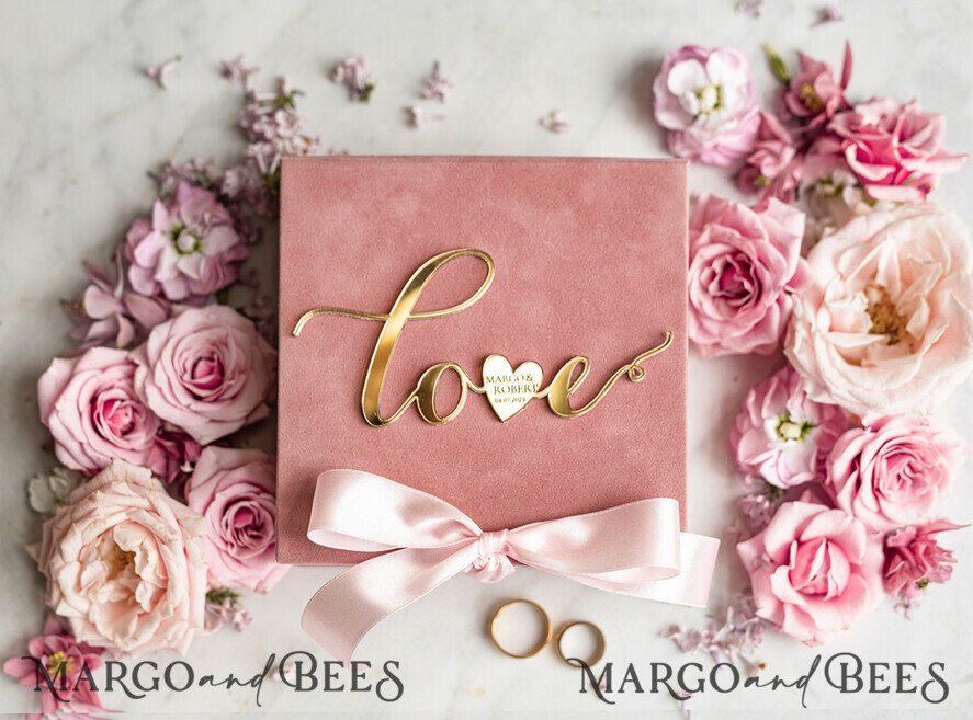 RINGTRÄGERBOXEN & KISSEN Samtkästchen für den Trauungszeremonie Ringbox für die Hochzeitszeremonie 3 Ringe, Blush Pink Goldene Samt-Hochzeitsringbox für die Zeremonie, Glamour Hochzeitsringboxen für ihn und sie, Luxus Samt-Ringbox doppelt, individuelle Farben.