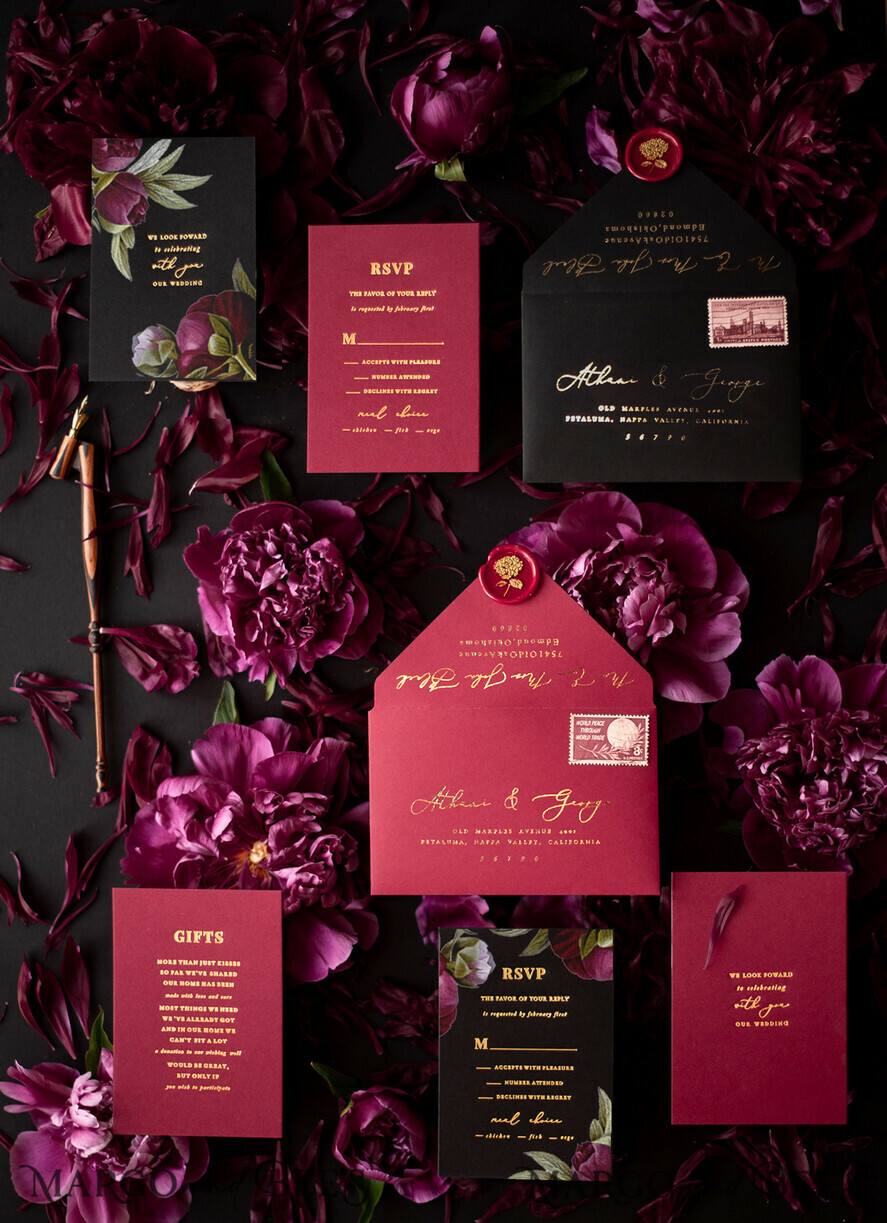 HOCHZEITS EINLADUNGEN Moderne Einladungen Florale Karten Schwarze Hochzeitseinladungen, schwarze Karte, rote Hochzeitseinladungen, burgunderrote Hochzeitseinladungen, Marsala Hochzeitseinladungen, Blumenblüte, roter Umschlag, rot-schwarze Hochzeitseinladungen, florale Hochzeitseinladungen, goldene Beschriftung, vintage Blumen, vintage Blumenillustration, vintage Hochzeitseinladungen, florale Hochzeitspapeterie, florale Hochzeitsaccessoires, personalisierte Hochzeitseinladungen, handgemachte Hochzeitseinladungen.