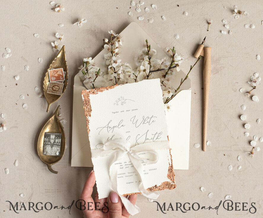 HOCHZEITS EINLADUNGEN Moderne Einladungen Florale Karten Personalisierte Hochzeitskarte mit Satinband, Elegante Hochzeitseinladungen, Fine Art Hochzeitskarten-Set, Hochzeitskarten aus goldenem, gezacktem Papier.