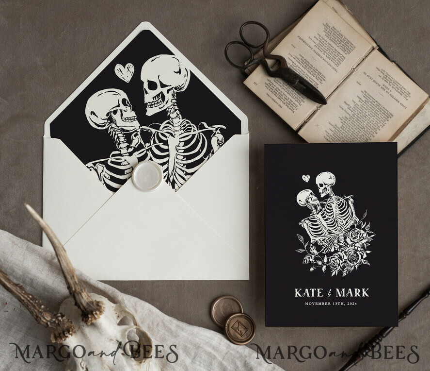 HOCHZEITS EINLADUNGEN Moderne Einladungen Florale Karten Halloween Hochzeitskarten Suite, Schwarze Einladungen, Tarotkarten Einladungen, Gothic Hochzeitskarten, Das Liebespaar Skelett Hochzeitsset schwarz