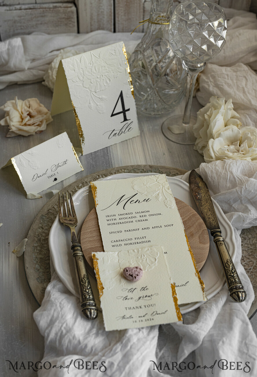 PLACE CARDS / TABLE CARDS Romantic Boho/ Botanical/ Floral Embossed Floral Wedding Place Cards, Personalized Wedding Name Cards, Luxury White Escort Cards, Elegant Reception Table Decor