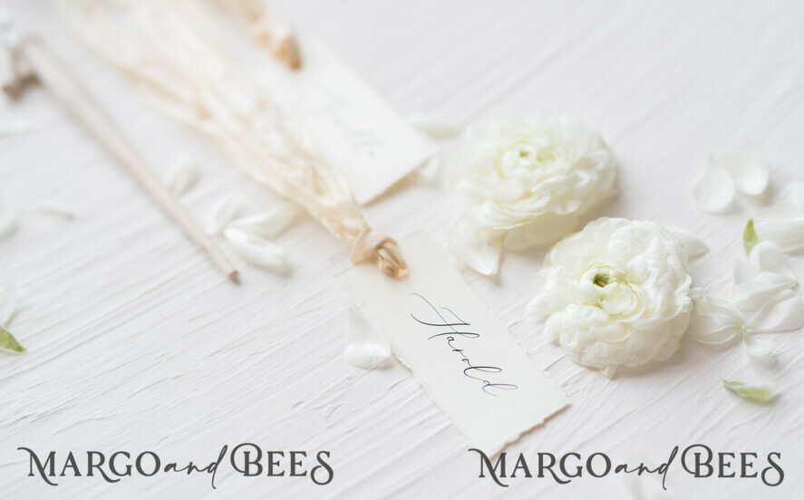 PLACE CARDS / TABLE CARDS Romantic Boho/ Botanical/ Floral Romantic Deckle-Edge Ivory Wedding Place Cards with Silk Ribbon, Elegant Wedding Table Place Cards, Minimalistic Name Tags for Your Wedding Tables, Simple Cards