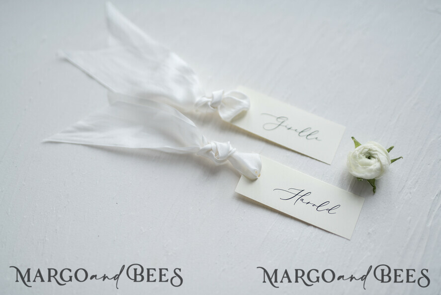 PLACE CARDS / TABLE CARDS Romantic Boho/ Botanical/ Floral Romantic Ivory Wedding Place Cards, Silk White Ribbon Wedding Cards, Elegant Wedding Name Tags, Minimalist Place Cards, Simple Custom Wedding Table Place Cards